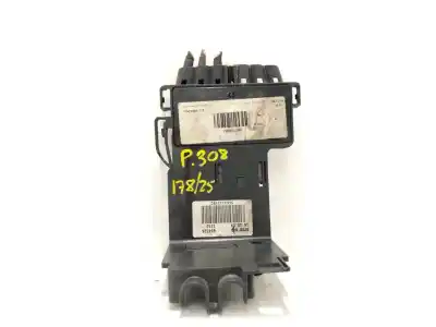Pezzo di ricambio per auto di seconda mano SCATOLA RELÈ/FUSIBILI per PEUGEOT 308 SW Riferimenti OEM IAM 9660222380  