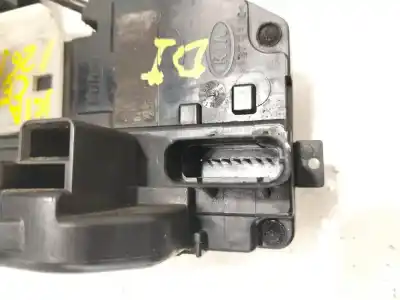 Second-hand car spare part LEFT FRONT DOOR LOCK for KIA CEED  OEM IAM references   