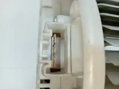 Автозапчастина б/у ТЕПЛОВИЙ ДВИГУН для LEXUS IS200  Посилання на OEM IAM 2726000331  