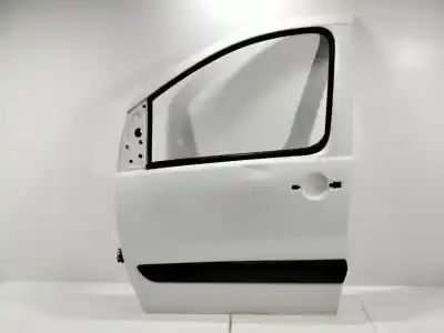 Recambio de automóvil de segunda mano de PUERTA DELANTERA IZQUIERDA para PEUGEOT EXPERT TEPEE Mixto L1 referencias OEM IAM   