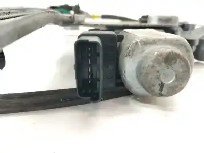 Peça sobressalente para automóvel em segunda mão elevador de vidros dianteira esquerda por renault clio iii exception 112 cv / 82 kw referências oem iam 400856d