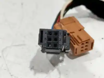 Peça sobressalente para automóvel em segunda mão espelho retrovisor esquerdo por peugeot 207 xs referências oem iam 96806498xt  