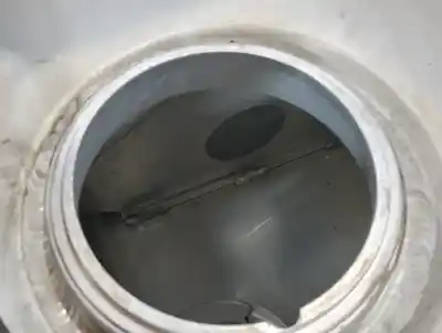 Second-hand car spare part fuel tank for maserati quattroporte 4.2 v8 cat oem iam references 19728  