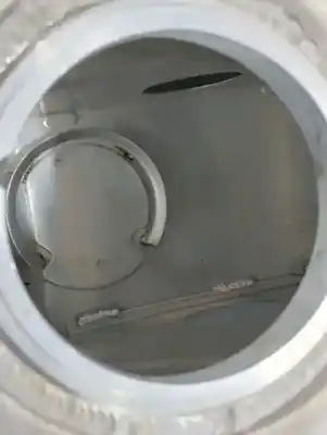 Second-hand car spare part fuel tank for maserati quattroporte 4.2 v8 cat oem iam references 19728  