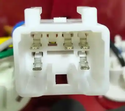 Second-hand car spare part Interior Rear Right Light for KIA CEED Drive 136 CV / 100 KW OEM IAM references 92404A20  