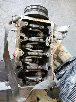 Second-hand car spare part block for bmw serie 1 berlina (e81/e87) 120d oem iam references 