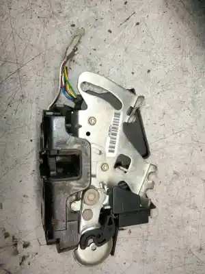 Pièce détachée automobile d'occasion SERRURE DE PORTE AVANT DROITE pour MERCEDES VANEO (W414) FURGONETA COMPACTA  Références OEM IAM   