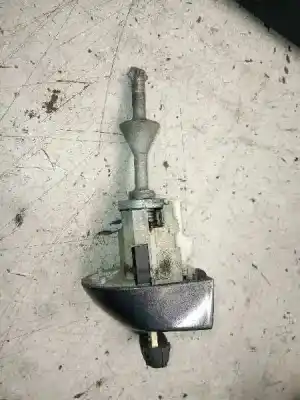 Peça sobressalente para automóvel em segunda mão fechadura da porta dianteira esquerda por bmw serie 1 berlina (e81/e87) 120d referências oem iam   