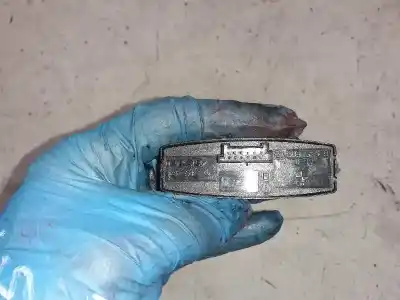 Peça sobressalente para automóvel em segunda mão interruptor 4 piscas - emergência por bmw serie 1 berlina (e81/e87) 120d referências oem iam   694560302