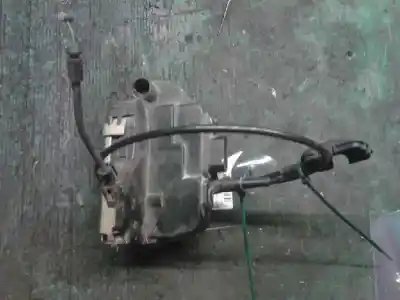 Second-hand car spare part front right door lock for renault scenic ii luxe privilege oem iam references 8200119121