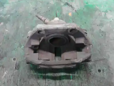 Peça sobressalente para automóvel em segunda mão pinça de travão dianteira esquerda por renault kangoo (f/kc0) confort expression referências oem iam    Peça sobressalente para automóvel em segunda mão pinça de travão dianteira esquerda por renault kangoo (f/kc0) confort expression referências oem iam