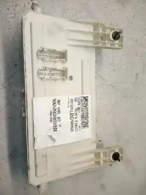 Peça sobressalente para automóvel em segunda mão caixa de fusíveis e relés por ford focus lim. (cb4) trend referências oem iam 