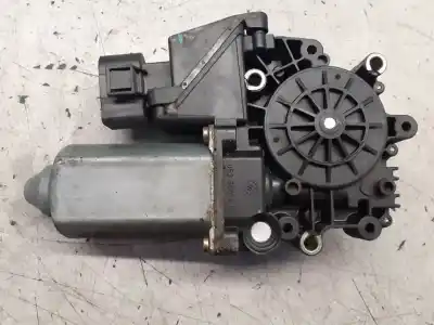 Peça sobressalente para automóvel em segunda mão motor elevador vidro dianteiro direito por audi a4 berlina (b5) 1.9 tdi referências oem iam   