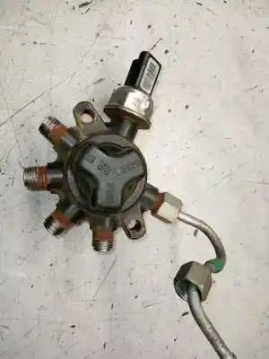 Pièce détachée automobile d'occasion rampe d'injecteur pour renault kangoo (f/kc0) pampa références oem iam 8200584034