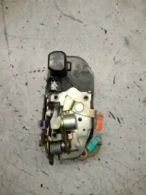 Second-hand car spare part left front door lock for chrysler voyager (rg) 2.8 crd cat oem iam references 