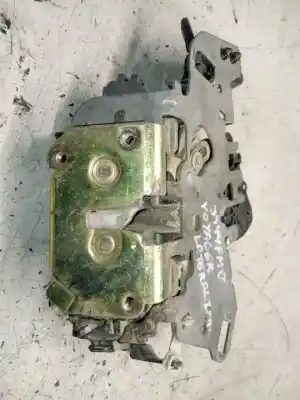 Second-hand car spare part left side door lock for chrysler voyager (rg) 2.8 crd cat oem iam references 