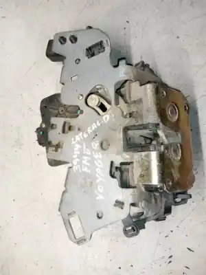 Second-hand car spare part right side door lock for chrysler voyager (rg) 2.8 crd cat oem iam references 
