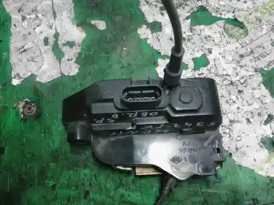 Second-hand car spare part front right door lock for renault scenic ii grand confort authentique oem iam references 