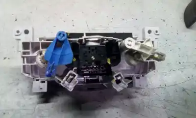 Piesă de schimb auto la mâna a doua controlul încalzire / aer conditionat pentru dacia logan mcv laureate referințe oem iam   