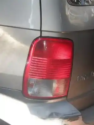 Second-hand car spare part left tailgate light for kia carnival ii 2.9 crdi cat oem iam references   