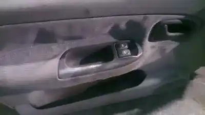 Автозапчасти б/у левая передняя дверь за renault scenic (ja..) 1.9 dci authentique ссылки oem iam   