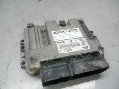 Peça sobressalente para automóvel em segunda mão Centralina De Motor Uce por OPEL ZAFIRA B Cosmo Referências OEM IAM 55202384  