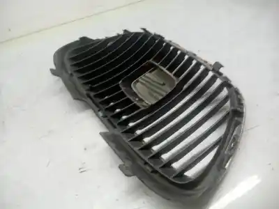 Peça sobressalente para automóvel em segunda mão grelha frontal por seat leon (1p1) reference referências oem iam   