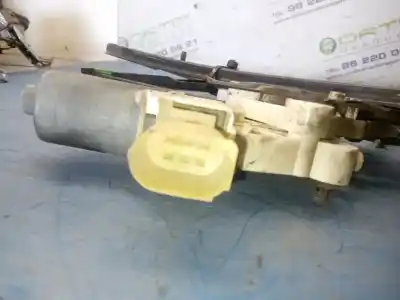 Peça sobressalente para automóvel em segunda mão elevador de vidros dianteiro direito por bmw serie 1 berlina (e81/e87) 120d referências oem iam   