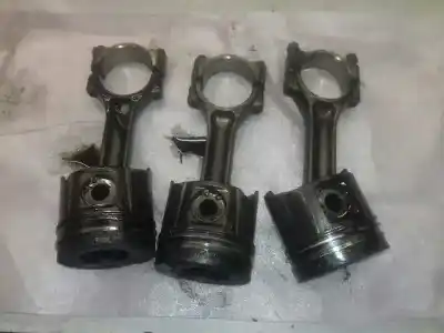 Second-hand car spare part PISTON for SUZUKI GRAND VITARA JB (JT)  OEM IAM references 7181265J00000  
