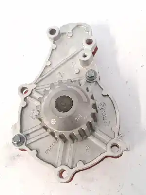 Pièce détachée automobile d'occasion POMPE À EAU pour CITROEN C4 COUPÉ (LA_) 2.0 16V Références OEM IAM 26739302  