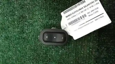 Pezzo di ricambio per auto di seconda mano Interruttore Alzacristalli Anteriore Destro per OPEL CORSA C 1.2 16V CAT (Z 12 XE / LW4) Riferimenti OEM IAM 24411032  