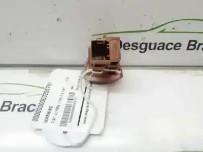 Peça sobressalente para automóvel em segunda mão interruptor 4 piscas - emergência por fiat ulysse (179) 2.0 cat referências oem iam   