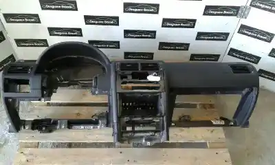 Recambio de automóvil de segunda mano de Salpicadero para FORD MONDEO BERLINA (GE) Futura (D) referencias OEM IAM 1370796  