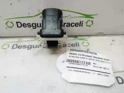 Peça sobressalente para automóvel em segunda mão botão / interruptor elevador vidro traseiro direito por mercedes clase c (w203) berlina 2.6 cat referências oem iam  a2038200210 