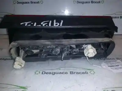 Second-hand car spare part left tailgate light for opel combo 1.3 16v cdti oem iam references 09199760  