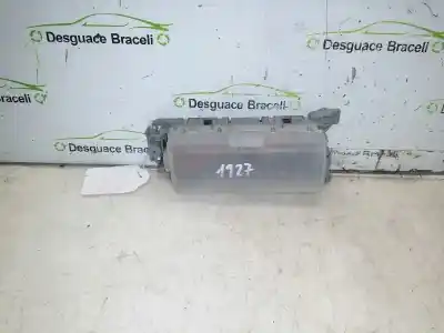 Second-hand car spare part fuse box unit for opel meriva b 1.7 16v cdti oem iam references 6238757  