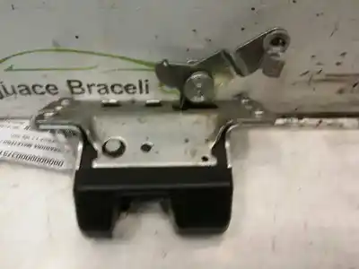 Second-hand car spare part trunk lock for opel meriva b 1.7 16v cdti oem iam references 5134083  90563999