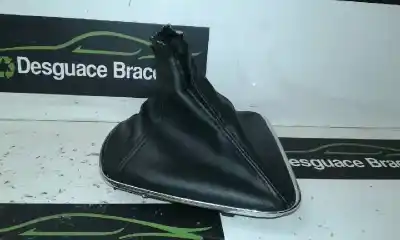 Peça sobressalente para automóvel em segunda mão forra da alavanca de velocidades por lancia ypsilon (402) 1.2 cat referências oem iam 0735535106  