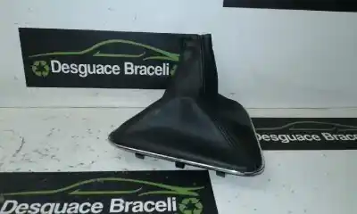 Peça sobressalente para automóvel em segunda mão forra da alavanca de velocidades por lancia ypsilon (402) 1.2 cat referências oem iam 0735535106  