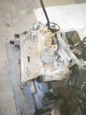 Автозапчастина б/у коробка передач для renault clio iii luxe privilege посилання на oem iam   