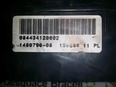 Second-hand car spare part fuse box unit for mini mini (r50,r53) one oem iam references 61146906614  084434120602