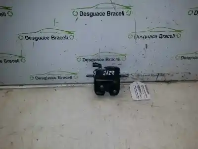 Second-hand car spare part trunk lock for dacia duster laureate 4x2 oem iam references  4060720 90503723