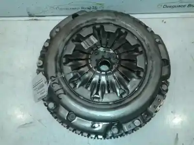 Second-hand car spare part clutch kit for dacia duster laureate 4x2 oem iam references   8200961011