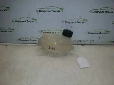 Second-hand car spare part coolant expansion tank for dacia duster laureate 4x2 oem iam references   217107259r