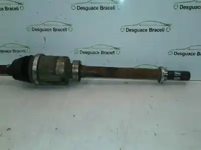 Second-hand car spare part front right transmission for dacia duster laureate 4x2 oem iam references   391003840r