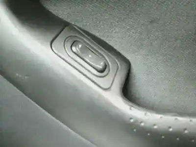 Second-hand car spare part right front power window switch for opel corsa c comfort oem iam references 24411032