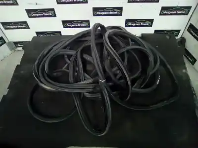 Peça sobressalente para automóvel em segunda mão junta vedante da porta por renault scenic ii grand luxe privilege referências oem iam 