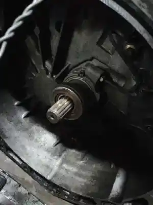 Pezzo di ricambio per auto di seconda mano riduttore per opel zafira a elegance riferimenti oem iam   