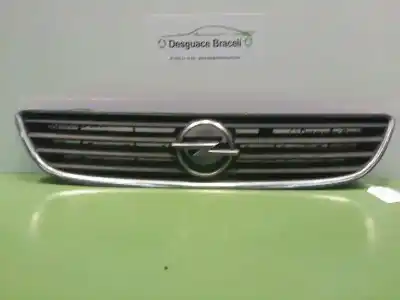 Second-hand car spare part front grille for opel zafira a elegance oem iam references 90580685