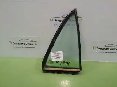 Second-hand car spare part right rear triangle quarter glass for toyota corolla (e12) 2.0 d-4d linea luna berlina oem iam references 